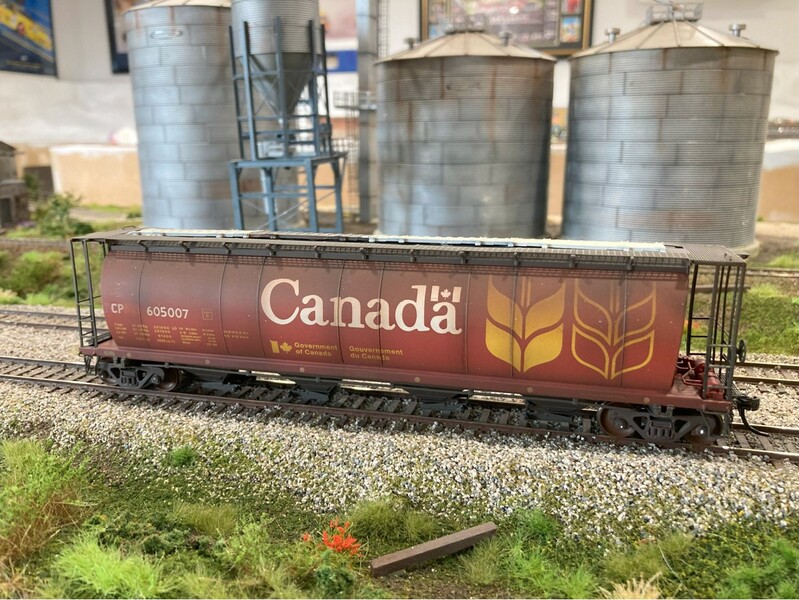 https://pwrs.ca/new_announcement_images/Weathered_Wagons/9BEB676FC59B44DA97988002B3177CE4_800x600.jpg